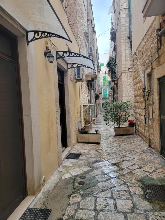 Giovinazzo Historic Apulia Old Town Stone House With Private Patio Apartment Exterior photo