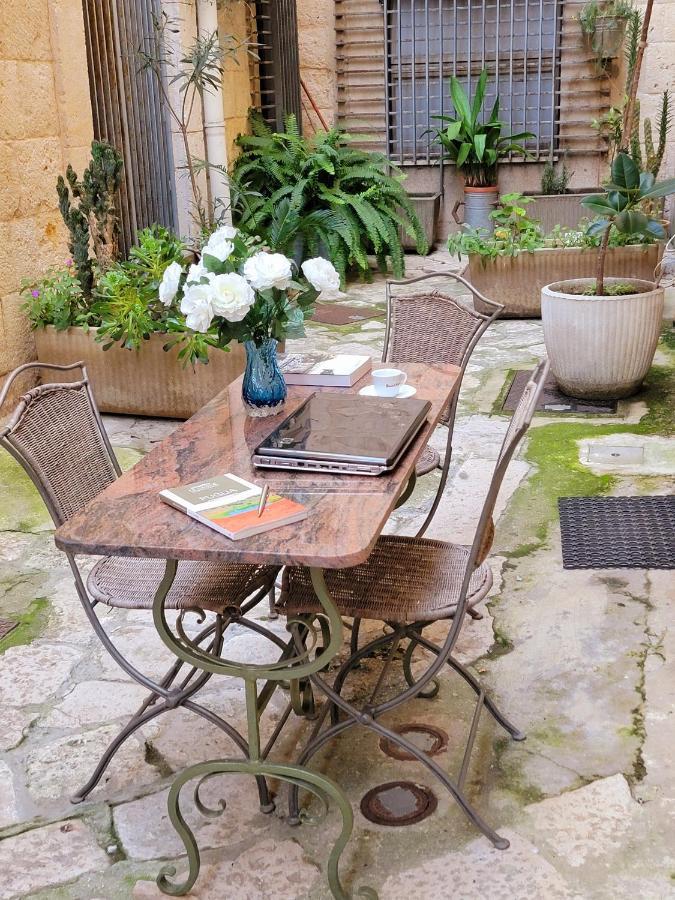 Giovinazzo Historic Apulia Old Town Stone House With Private Patio Apartment Exterior photo